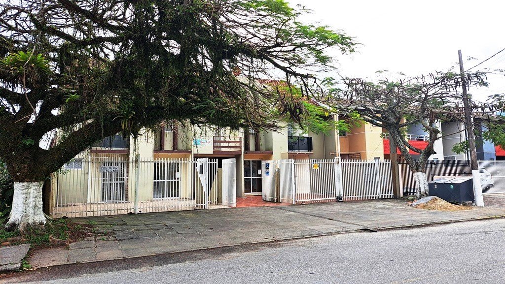 Apartamento 02 Dormitórios Caiobá 2026