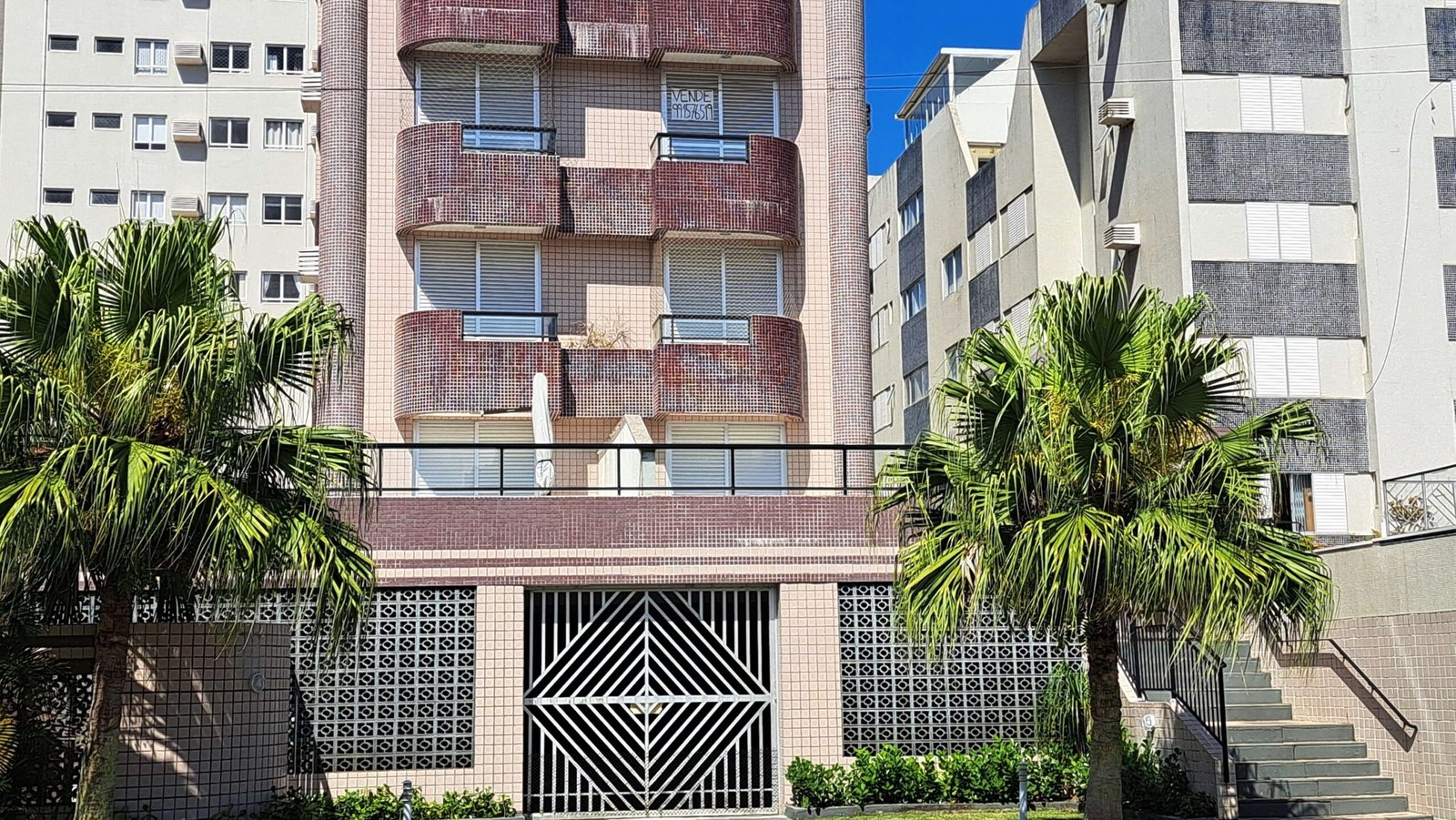 Apartamento 1 dormitório em Caiobá